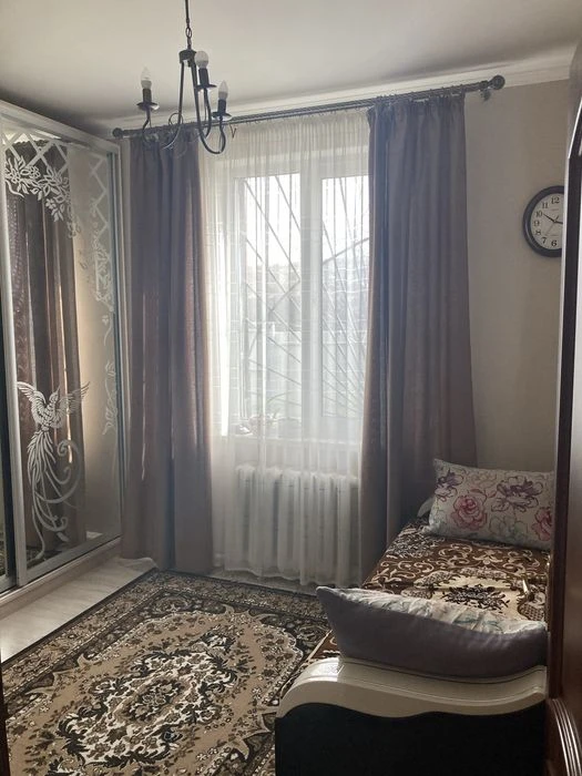 Будинок в Києві пров.  Жмеринський,4