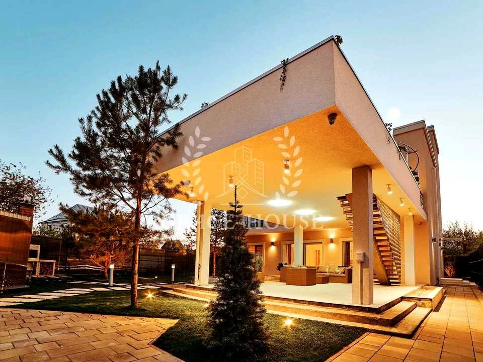 Будинок. Київ, Острівна вул.