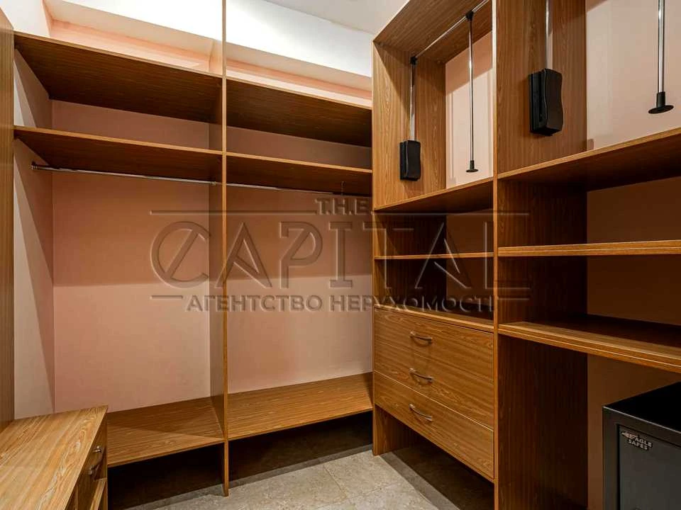 Будинок. Київ, Царське Село