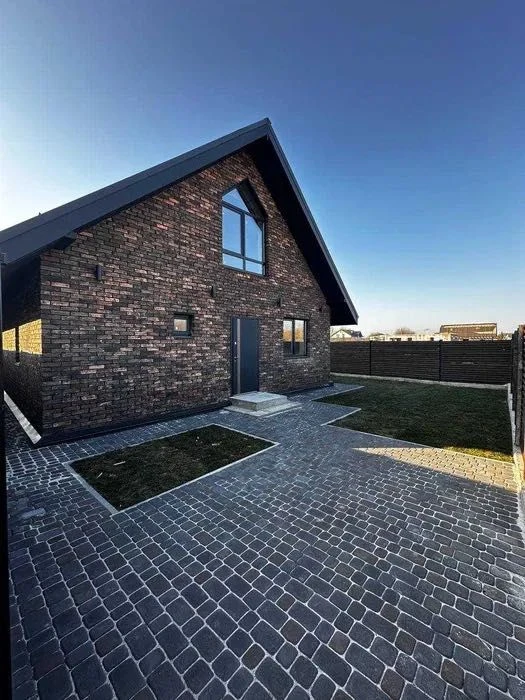Продаж окремого будинку з Баварської Кладки Київ 5хв м.Славу