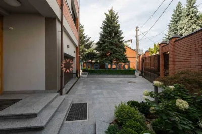 Продаж елітного котеджу 575м2 Печерськ Редутна Центр