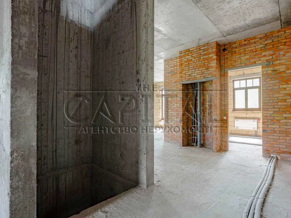 Будинок. Київ, Оболонь