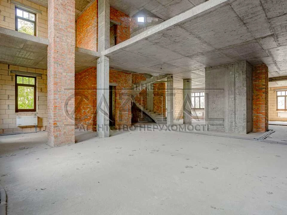 Будинок. Київ, Оболонь