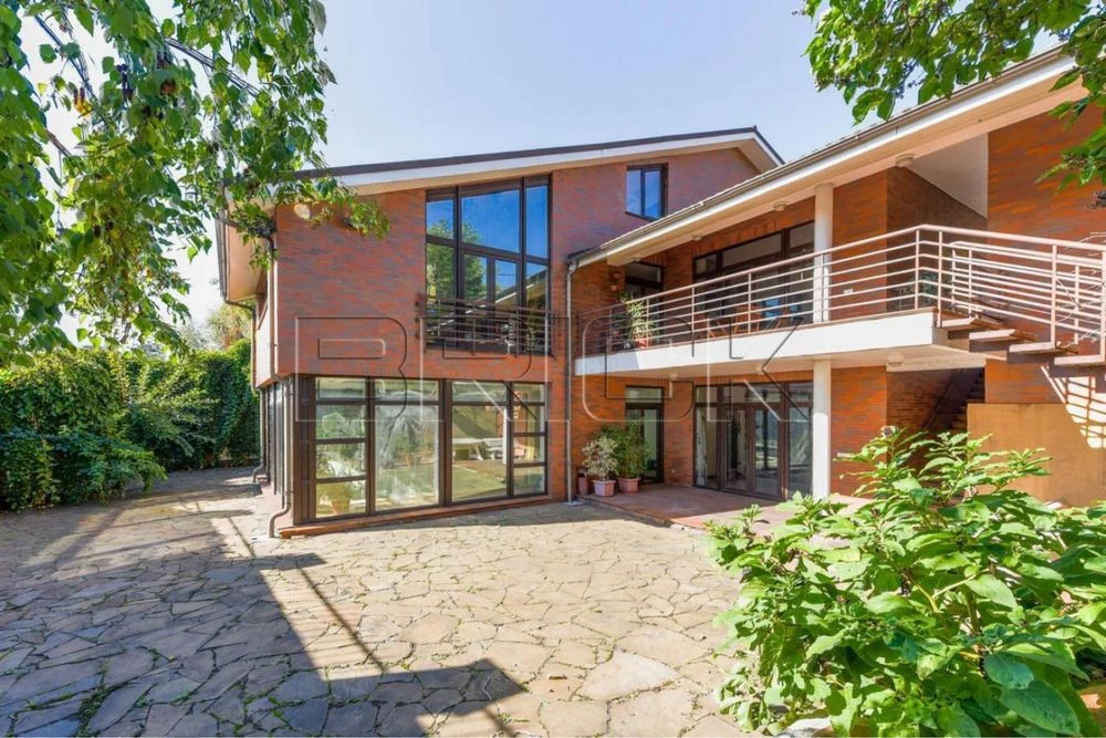Терміново найнижча ціна Продаж Будинку з басейном  423 м2 Пе