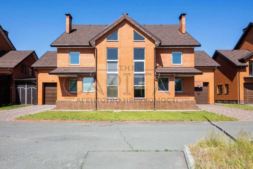 Продажа дома , Троещина, Деснянский р-н, КГ закрытого типа