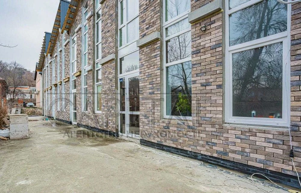 Продаж будинку, таунхаус, Голосієво