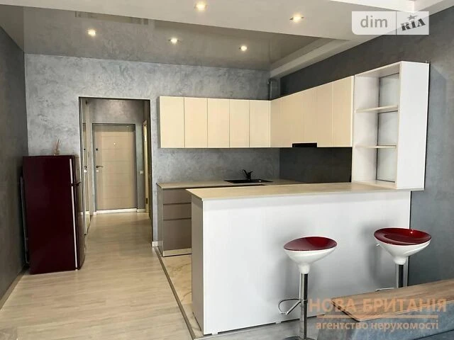 Sale of 1-room apartment 38.7 sq. m. on Mykhayla Maksymovycha st. 24
