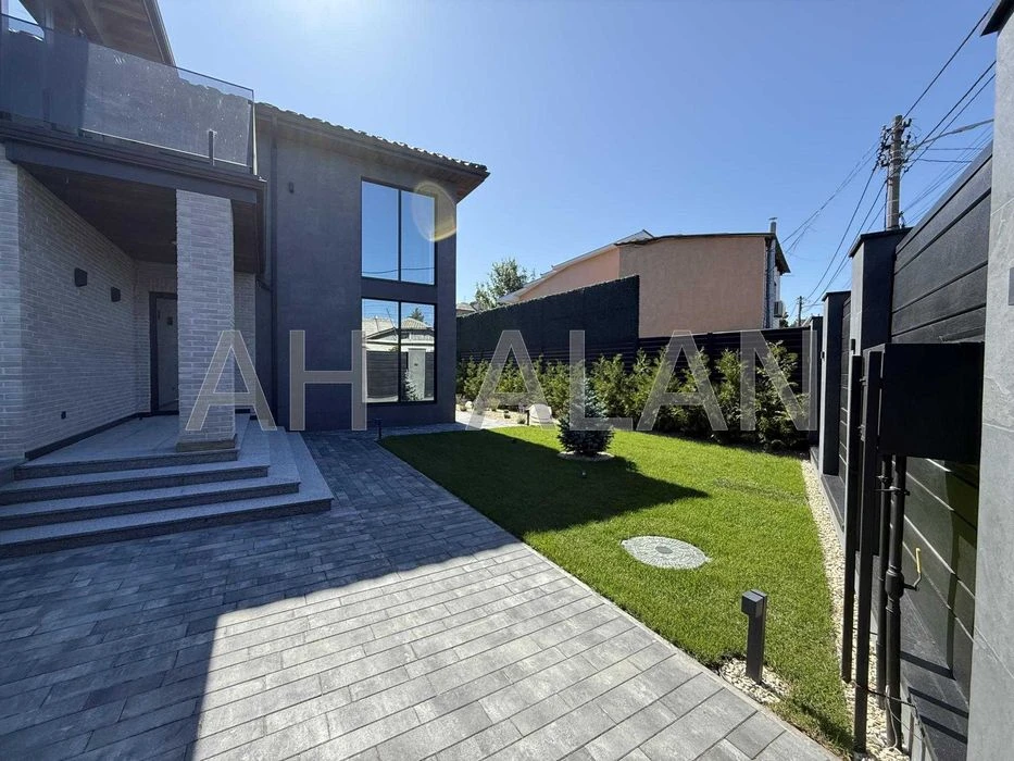 Продається будинок 300м² Добрий шлях, Голосіївський район, К