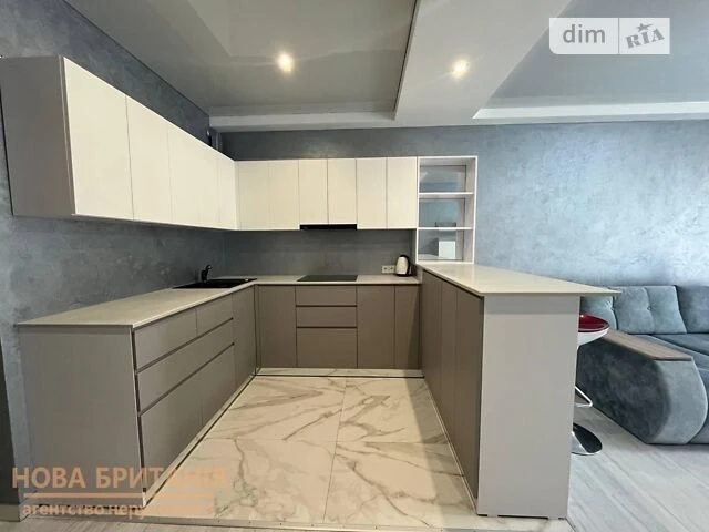 Sale of 1-room apartment 38.7 sq. m. on Mykhayla Maksymovycha st. 24