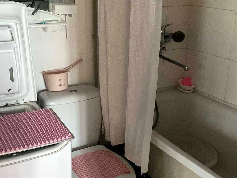 Apartment. Kharkiv, Mykola Mikhnovsky St. (Anna)