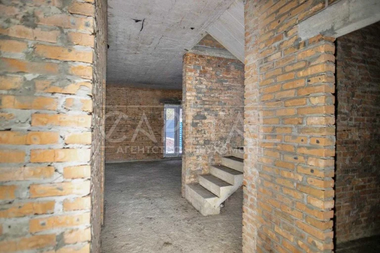 Продаж будинку біля метро Житомирська