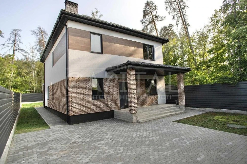 Продаж будинку біля метро Житомирська