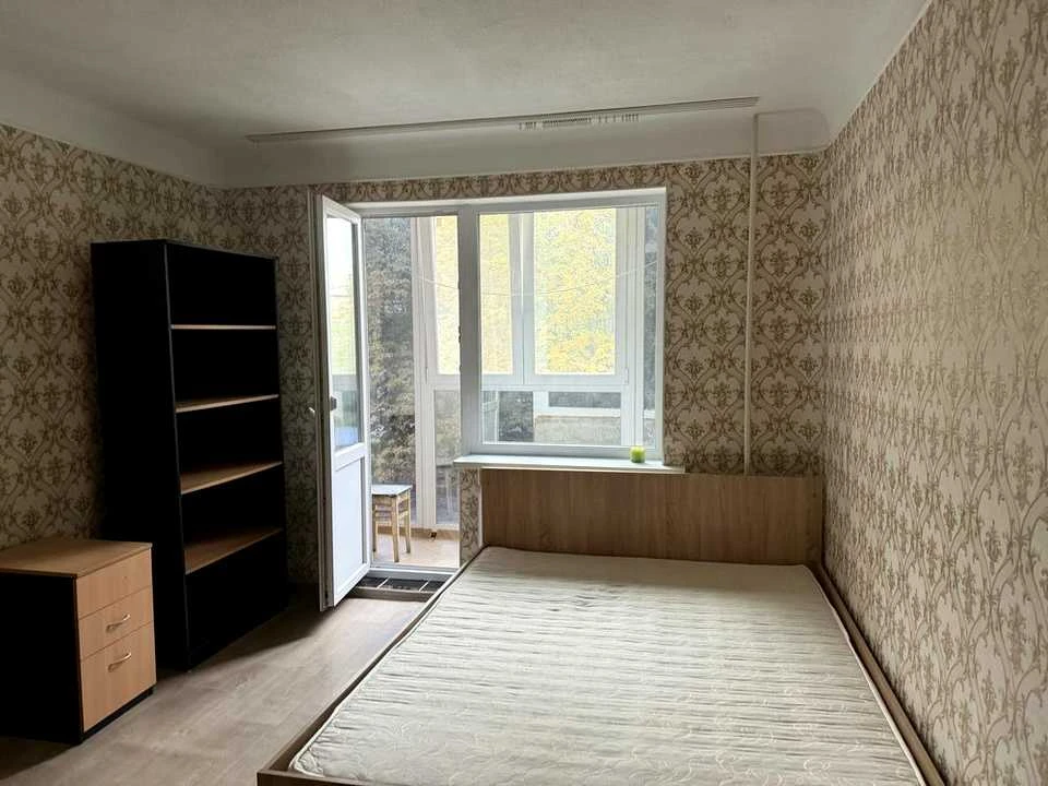 Квартира. Полтава, Героїв України вул. (Героїв Сталінграду),