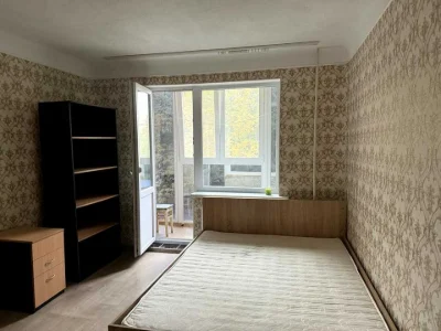 Квартира. Полтава, Героїв України вул. (Героїв Сталінграду),