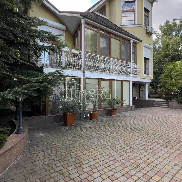Продажа дома в центре Киева на Печерске без комиссии