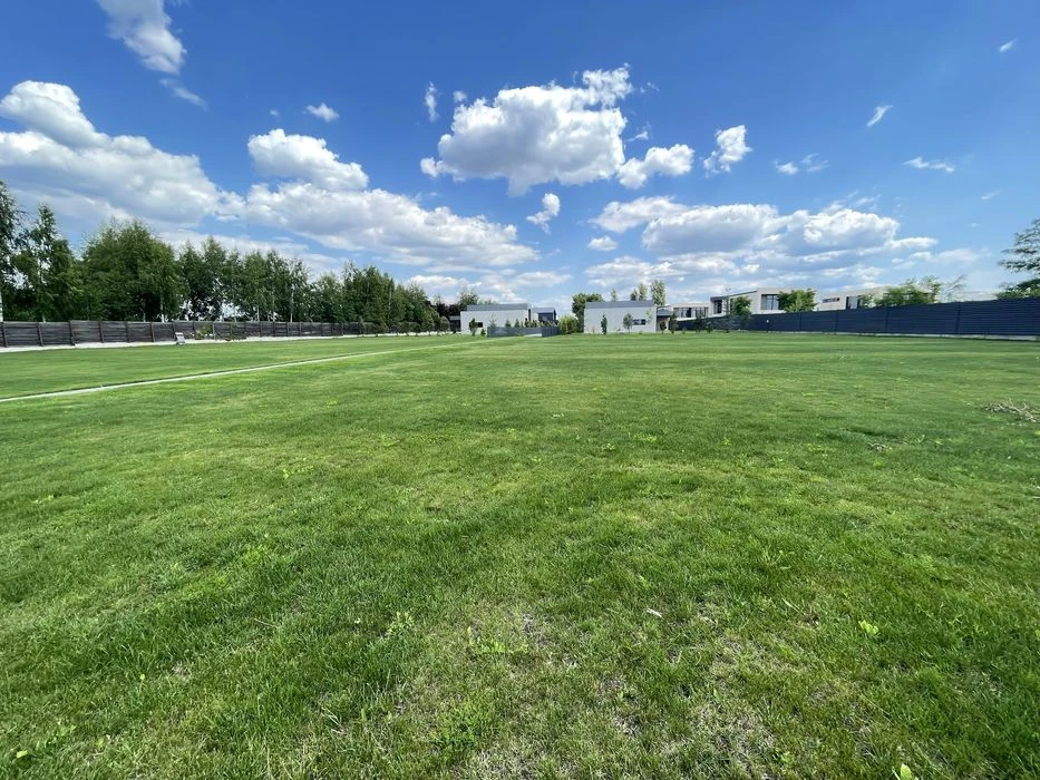 Продам будинок Осокорки вихід на воду