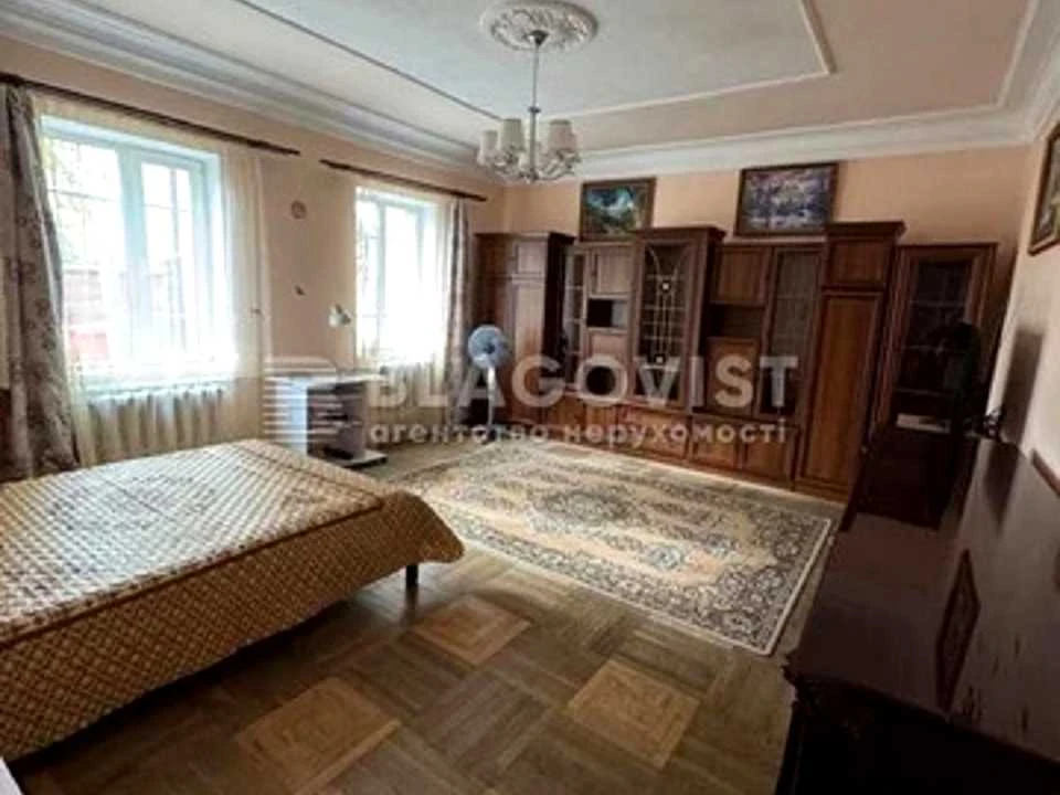 Будинок. Київ, Постова вул.