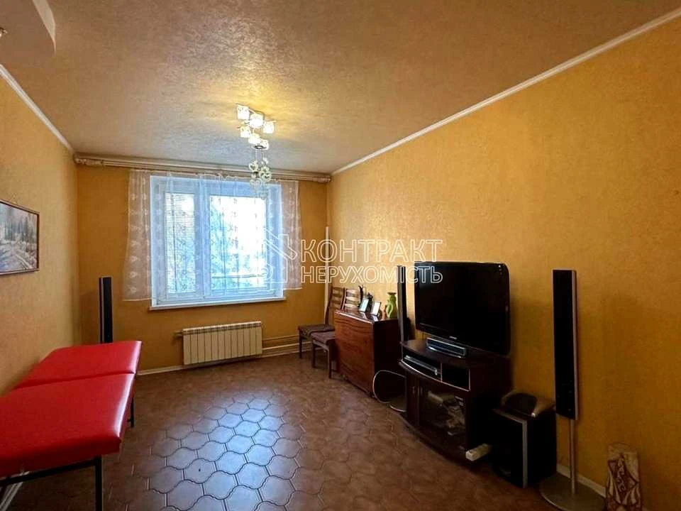 Apartment. Kharkiv, Valentynivska Street.
