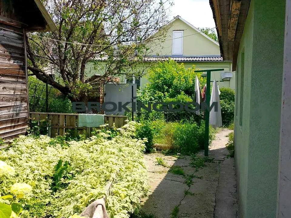 Будинок. Київ, Лугова вул.
