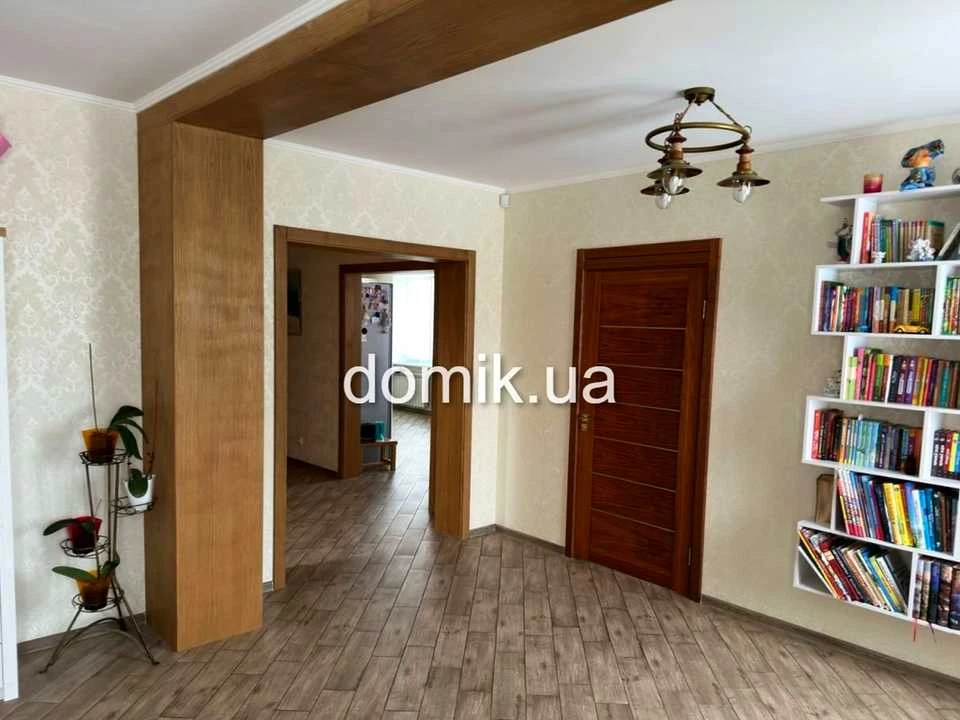 Будинок. Київ, Счастлива