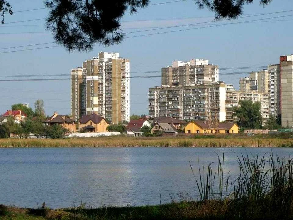 Будинок. Київ, Дмитра Яворницького вул. (Коллонтай)
