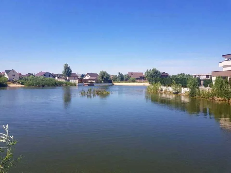 Будинок. Київ, Центральна вул.