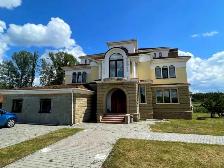 Будинок. Київ, Риболовецька вул.
