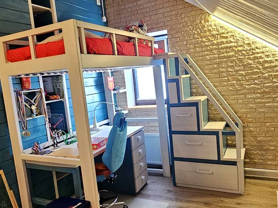 Будинок. Київ, 10-та Садова вул.