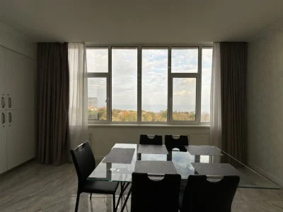 Очень светлая видовая 3к студия в Аркадии.