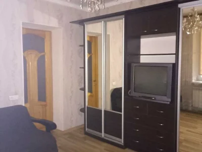 Будинок. Київ, Паустовського вул.
