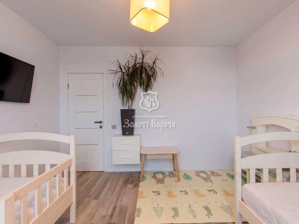 Apartment. Kyiv, Yevhena Sverstyuk St. (Maryna Raskova St.)