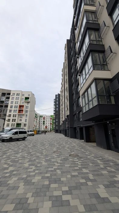 2-х кімнатна квартира біля озера-життя, як у відпустці щодня
