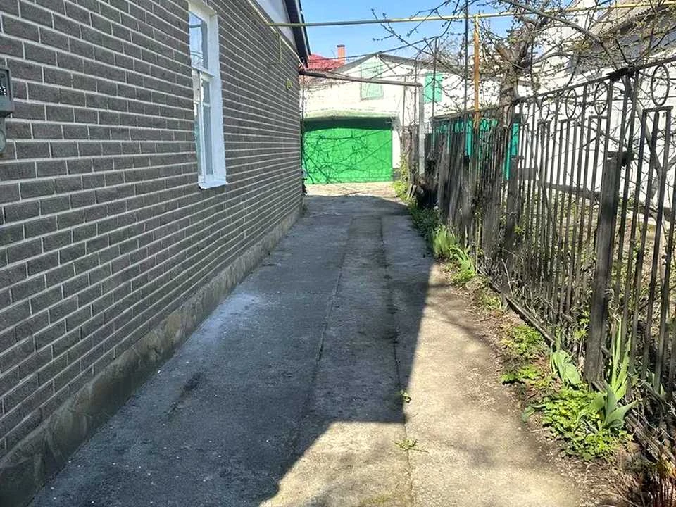 Будинок. Дніпро, Алли Горської вул. (Наримська)