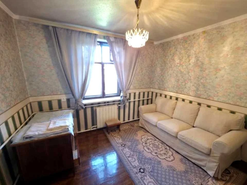 Будинок. Дніпро, Травнева вул.
