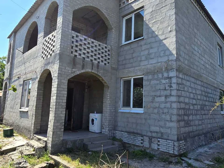 Будинок. Дніпро, Металургiв вул.