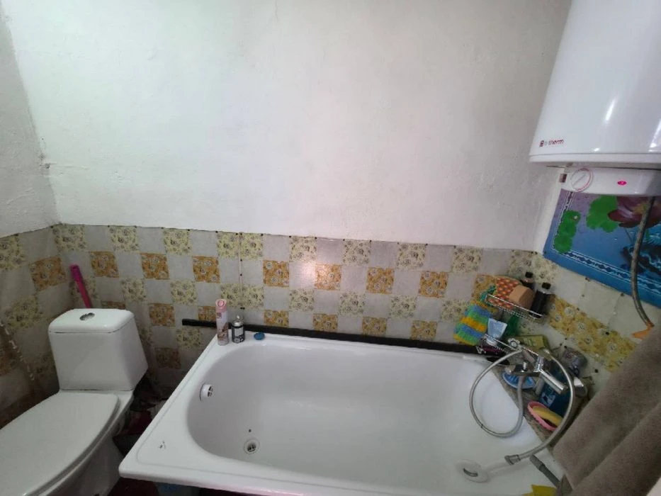 Продаж Будинку!ГАЗИФІКОВАНИЙ! 4-кімнати! Перемога-3. 45000$