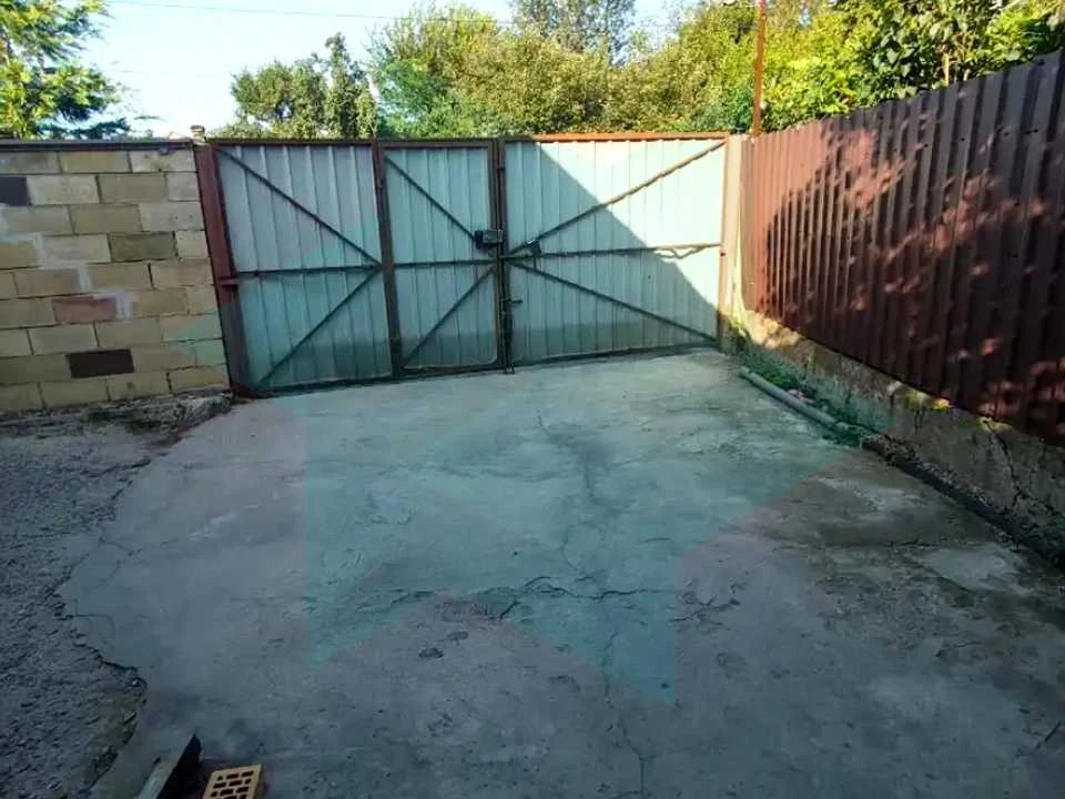 Будинок. Дніпро, Радісна вул.