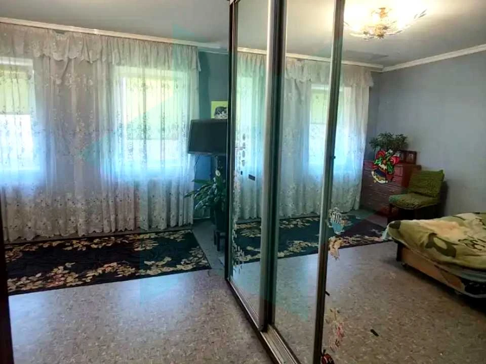 Будинок. Дніпро, Радісна вул.