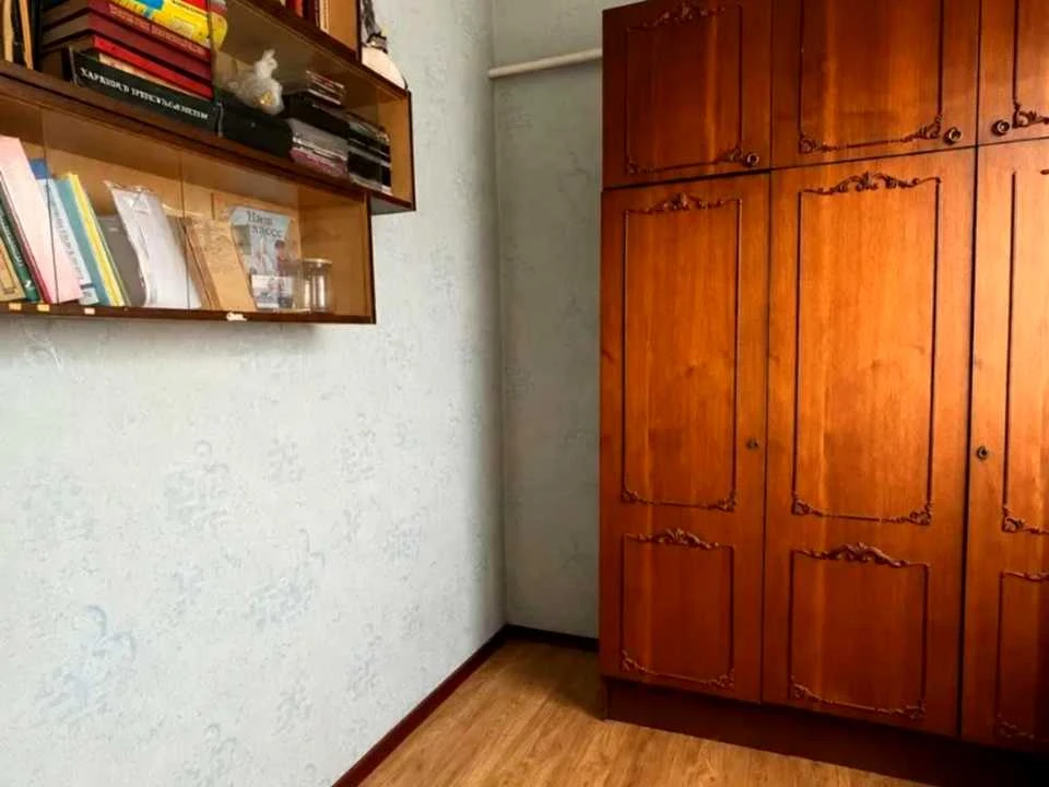Будинок. Дніпро, Берегова вул.