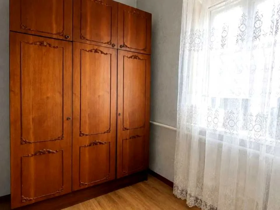 Будинок. Дніпро, Берегова вул.