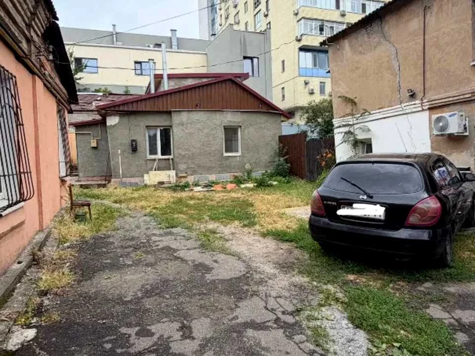 Будинок. Дніпро, Бригадна вул.