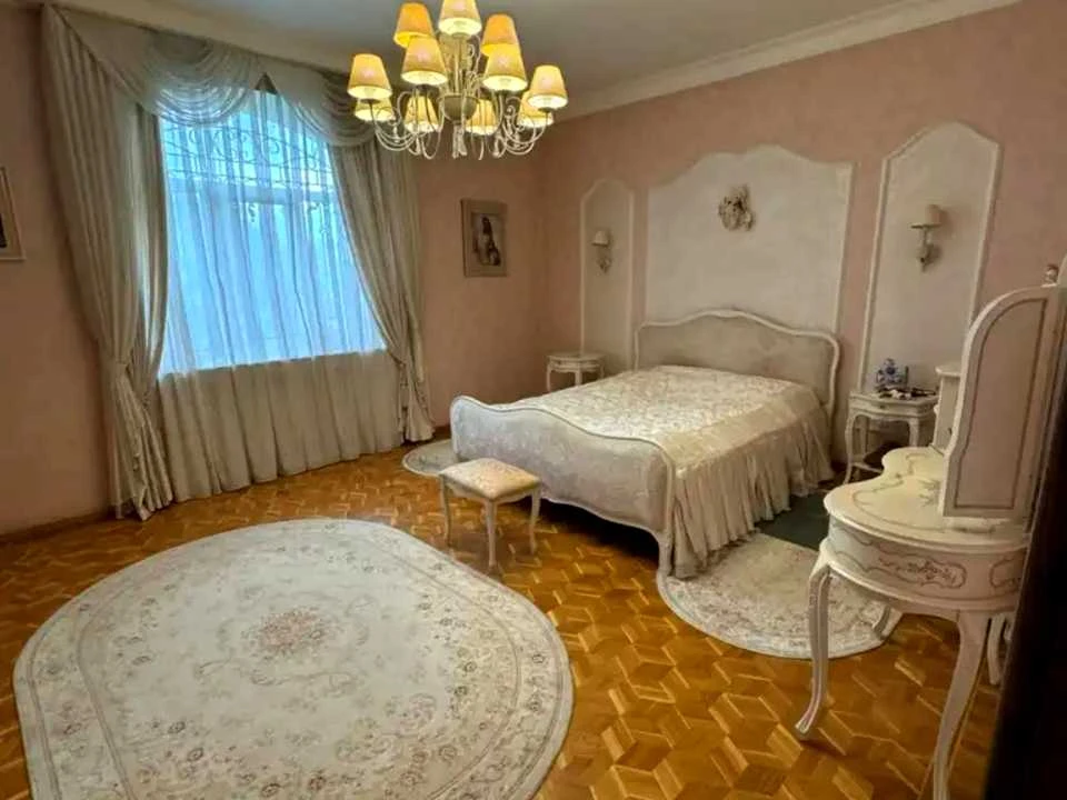 Будинок. Дніпро, Євгена Вирового вул. (Кочкіна)