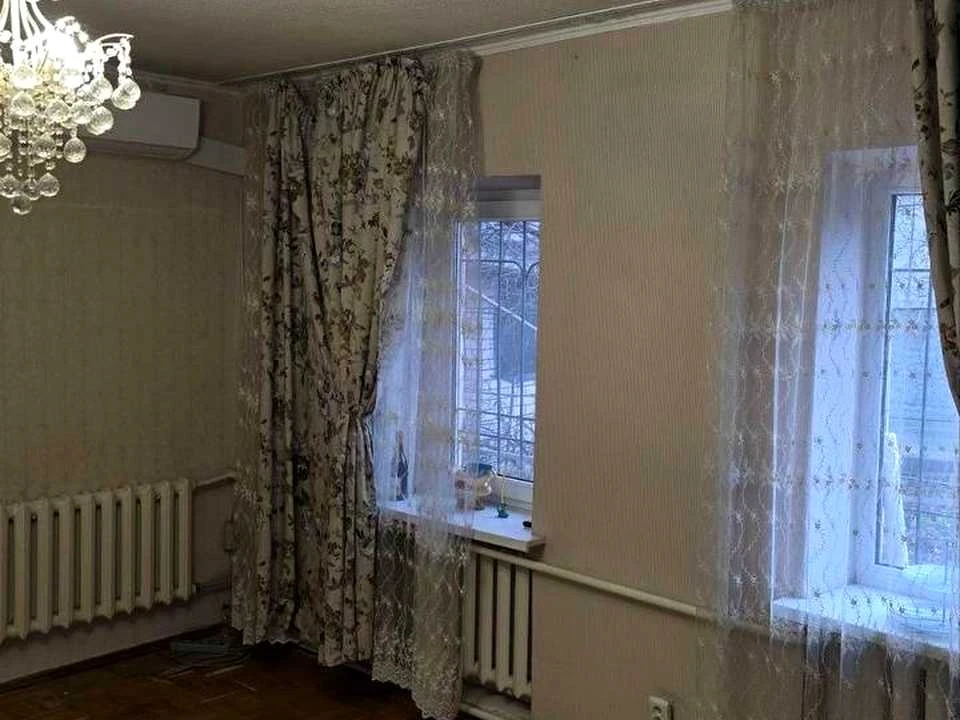 Будинок. Дніпро, Олександра Чернікова вул. (Красночечелівськ