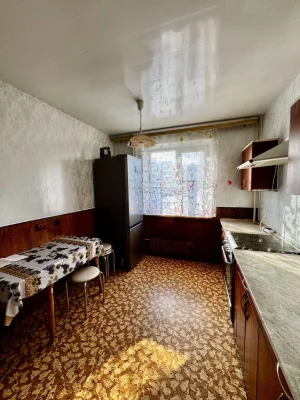 For sale 3-room apartment on Rubana Street