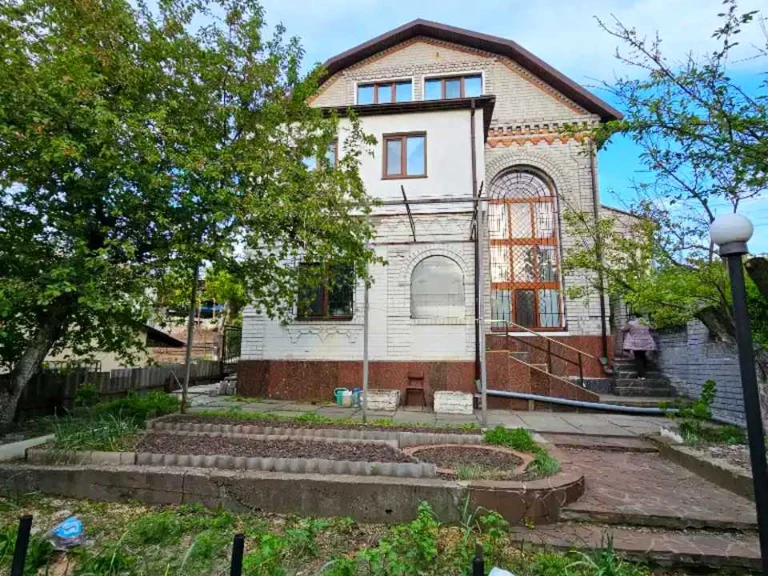 Будинок. Дніпро, Закарпатська вул.