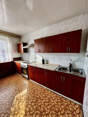 For sale 3-room apartment on Rubana Street