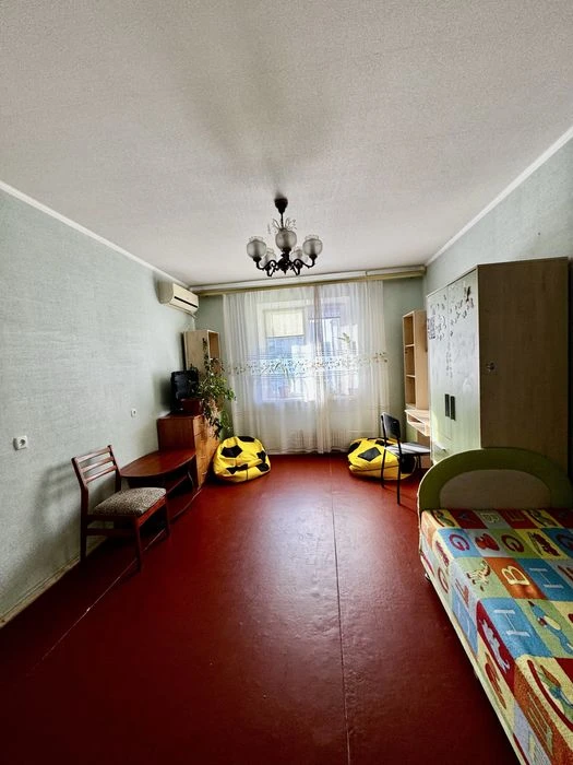 For sale 3-room apartment on Rubana Street