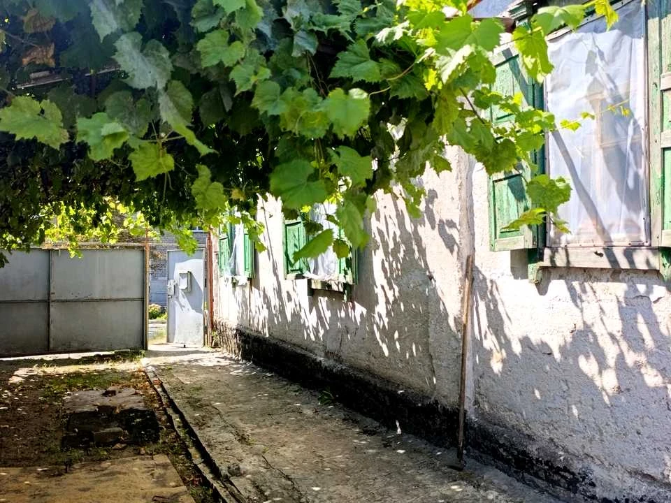 Будинок. Дніпро, Карпатська вул. (Тихона Бондарева)