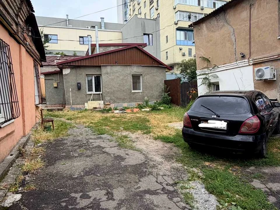 Будинок. Дніпро, Бригадна вул.