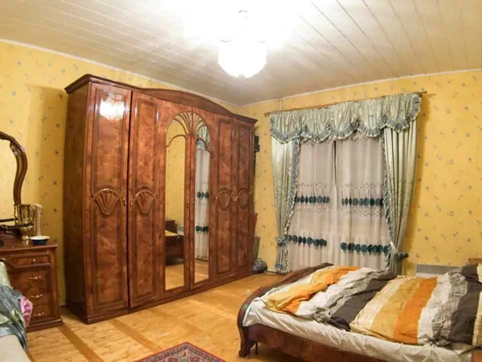 Будинок. Дніпро, Всесвіту вул.
